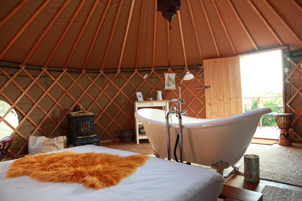 Cerchio Del Desiderio Glamping Retreat Hotel Pescara Luaran gambar